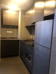 Sky Vue (D20), Condominium #581009081